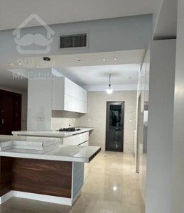 آپارتمان 165 متری - سه خواب - طبقه 3