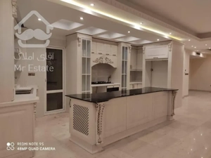 ۱۲۶متر ویو ابدی کاشانی بهنام