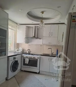 امیر بهادر ۴۸ متر با پارکینگ انباری اسانسور