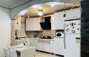 ۱۰۰متر هفت حوض فول ۳پارکینگ تراس بزرگ