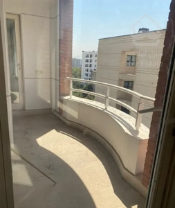 اقدسیه لنگری ۱۳۰ متر دو خوابه تراس چیدمان