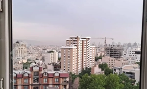 ۱۷۰ متر نیاوران باامکانات / ویو تهران