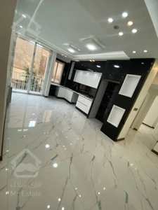 خرید و فروش ۹۸متر ۱۱ساله فول A-V