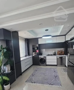 ۱۳۰ متری /تک واحدی / قیام /۳ خواب