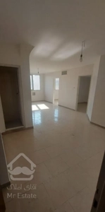 ۷۰ متر دو خواب غرق در نور