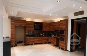 240 متر 3 خوابه تاپ ترین لوکیشن