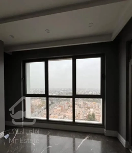 اپارتمان ۲۷۰ متری طبقه اول خیابان امین (سجاد)