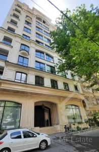 آپارتمان ۲۰۵ متری/نیاوران/دو پارکینگ سندی