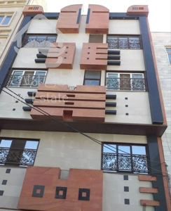 خیابان اطلاعات غرق در نور