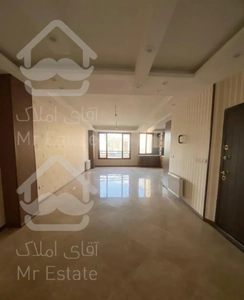 ۸۵ متر /با پارکینگ / طبقه همکف/ بازسازی شده