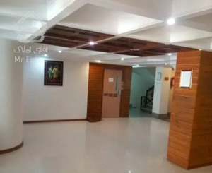 فروش اپارتمان ۹۰ متری در نیاوران