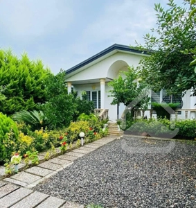 *فروش‌فوری*باغچه‌ویلا۲۵۰متر/مبله‌کامل *سند‌ششدانگ