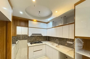 فروش آپارتمان 116 متری فول امکانات با آسانسور