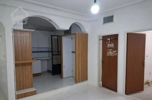 ۷۰ متری خیابان تهران روبروی بنیاد مسکن