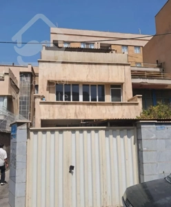 خانه ۱۳۰ متر سه طبقه مدنی