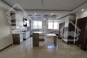 آپارتمان، قلهک، ۱۲۵ متری ۲ خوابه ، اکازیون