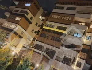 ۱۵۰ متر سه خوابه کلید نخورده استخردار