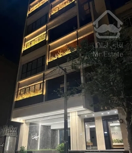 ۱۷۲ متر رو به آفتاب / نما رومی