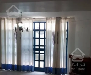 آپارتمان 140 متری چهارباغ بالا