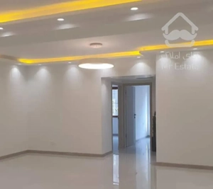 آپارتمان ۱۰۲ متری نوساز کلیدنخورده