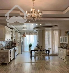 ۹۵ متر آلاله شرقی