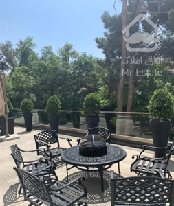 نیاوران گلسنگ ۱۷۵متر کلید نخورده فول ۲پارکینگ