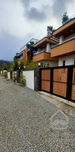 فروش خانه ویلایی ۲۷۰ متری ۴ خوابه