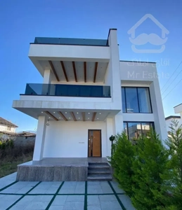 فروش خانه ویلایی ۳۳۵متری ۴ خوابه استخر دلر