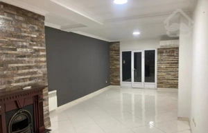 واحد ۸۰ متری با موقعیت اداری میرداماد حسینه ارشاد