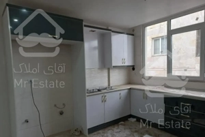 کلید نخورده،حمام مستر، بالکن، دسترسی به دو مترو