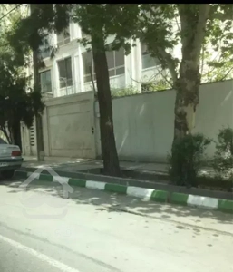 حافظ/ 250متر ویلایی قابل سکونت / شمالی