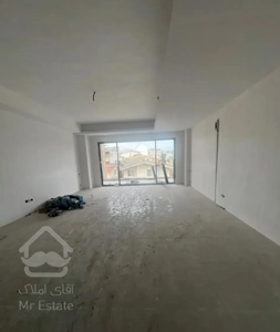 ۱۲۲ متر ، دو خواب ، جمهوری
