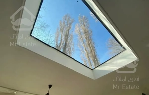 عمارت کوچک در اوشان روبه رودخانه