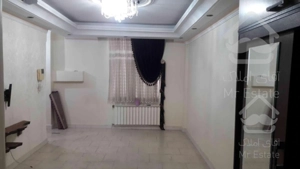 اجاره اپارتمان ۵۰ متری نقلی ولی خوش نقش در فردوس غرب