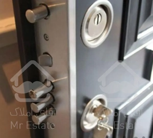 نصاب درب های ضد سرقت وحریق