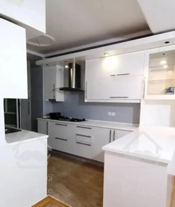 ٩٠ متر ٢ خواب + ٢٠ متر حیاط خلوت اختصاصی