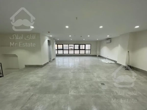 370متر /سند تجاری/بر اصلی/سعادت اباد