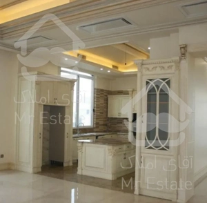 خرید آپارتمان 220 متری فرمانیه شرقی