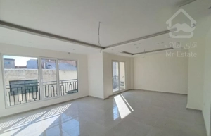 آپارتمان ۱۳۵ متر نوساز محمودآباد