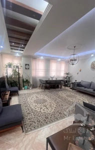 فروش آپارتمان ۱۰۷ متری ۳ خوابه در والاییان شمالی