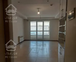 ۱۱۳ متر ۳ خواب منطقه ۲۲(دریاچه)