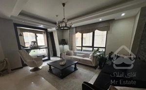 ۲۰۰ متر سه خوابه آجودانیه دارای ۳ پارکینگ