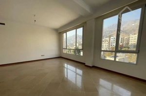 کاشانک ۱۳۰متر۸ساله استثنایی/ ویو۲ جهت/ مشاعات خاص