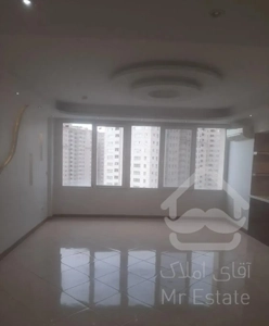 ۱۱۴ متر دو خواب دریاچه برج آسمان