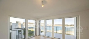 فروش آپارتمان ۱۳۳ متری  ۲ خوابه روبه افتاب در هروی