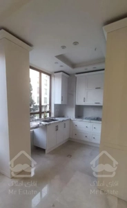 ۱۳۸متر شیک ((چهل‌ستون))