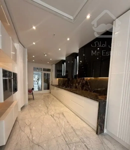 ۲۵۵ متر مدرن ۴ خواب ۲ پارکینگ