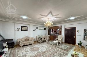 فروش آپارتمان تکواحدی 114 متری طبقه دوم