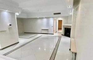 نیاوران ۱۱۰ متر ۲ خوابه فول امکانات