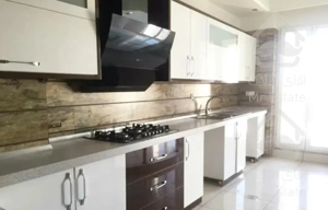 جردن 175 متر دیپلمات نشین